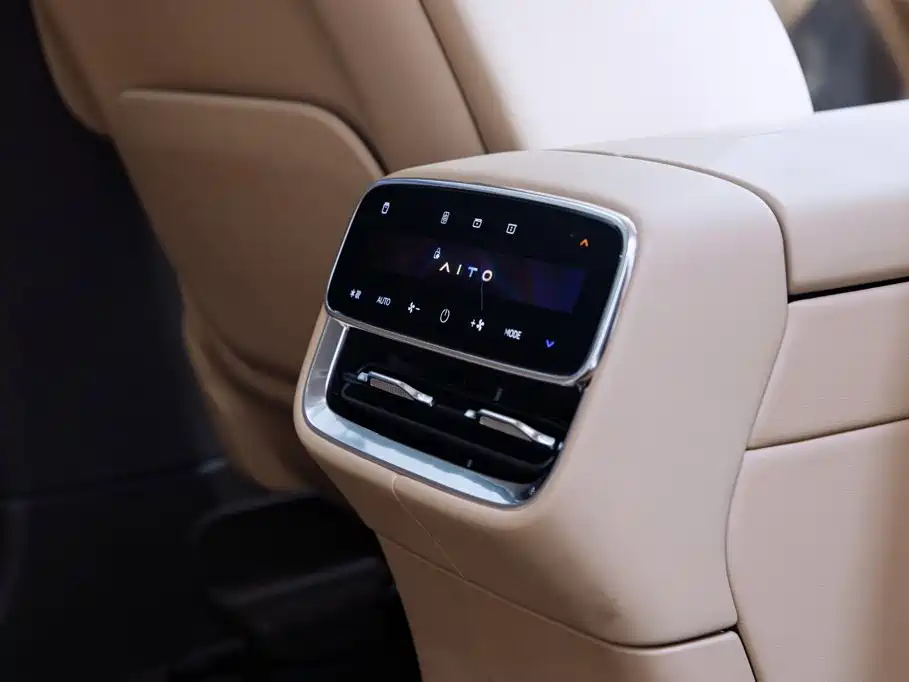AITO AITO M8 — миниатюра 14