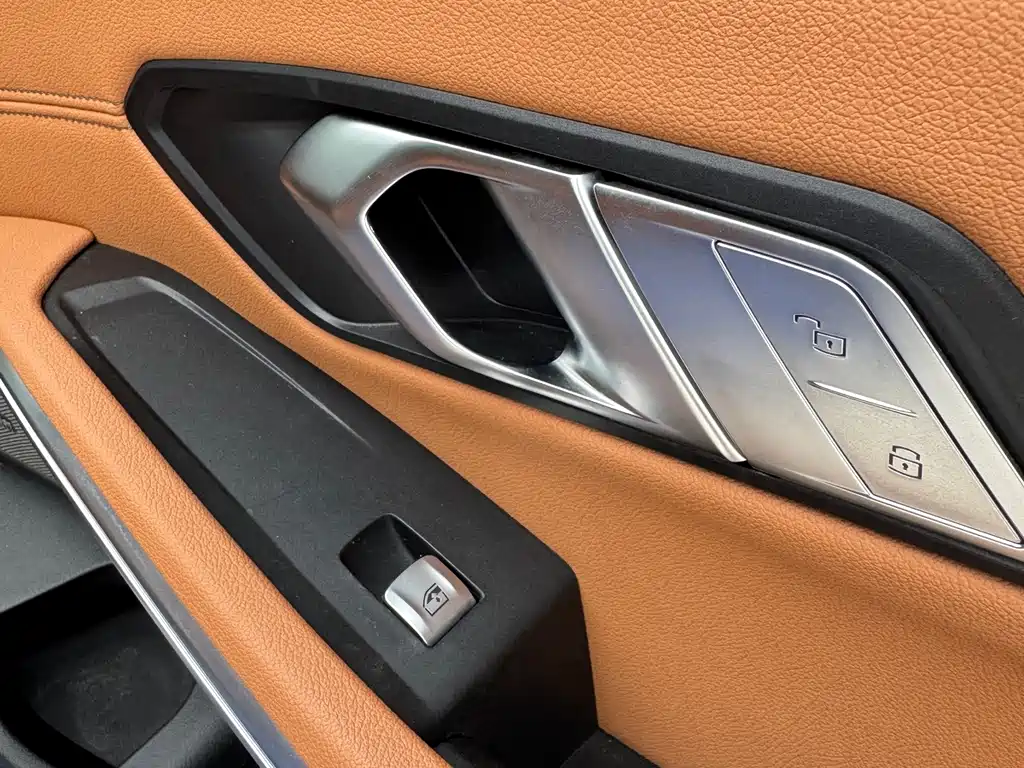 BMW 3 Series — миниатюра 16