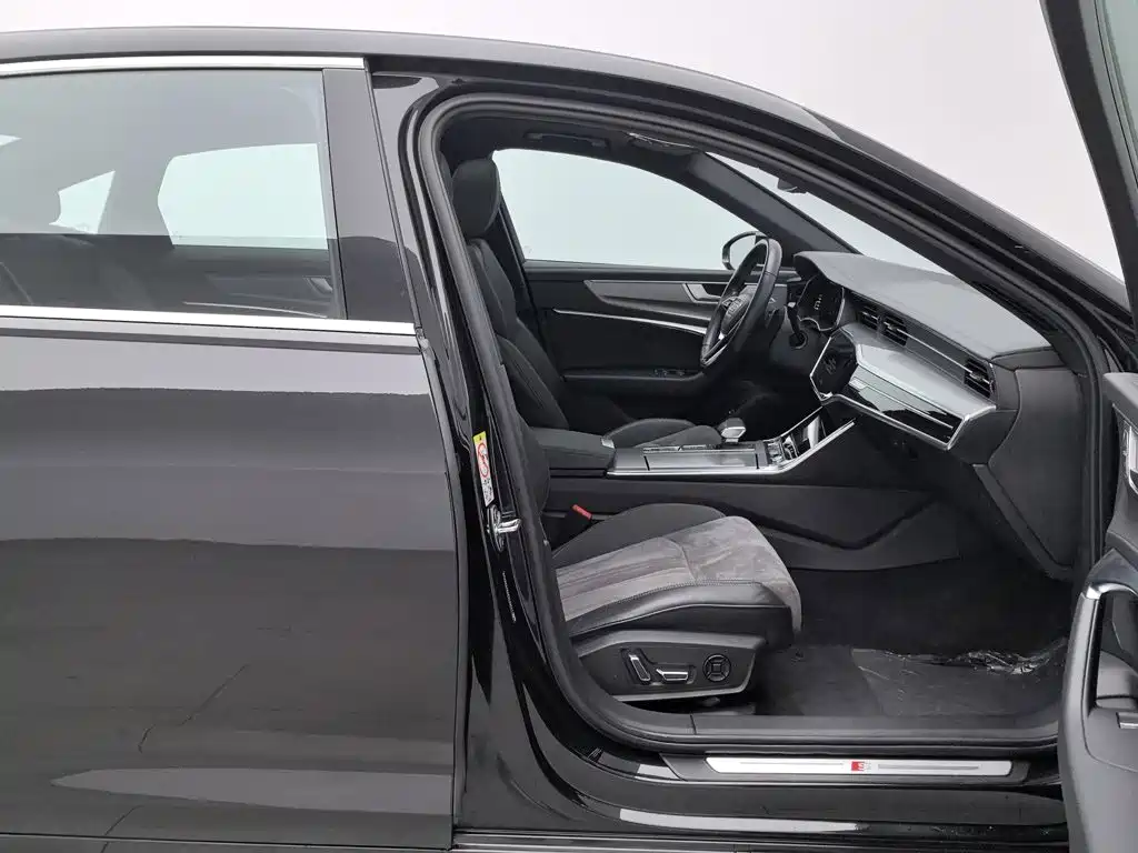 Audi A6L — миниатюра 23