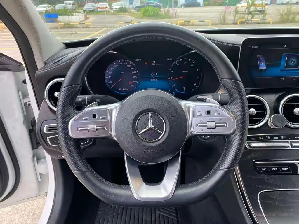 Mercedes-Benz C-Class — миниатюра 8