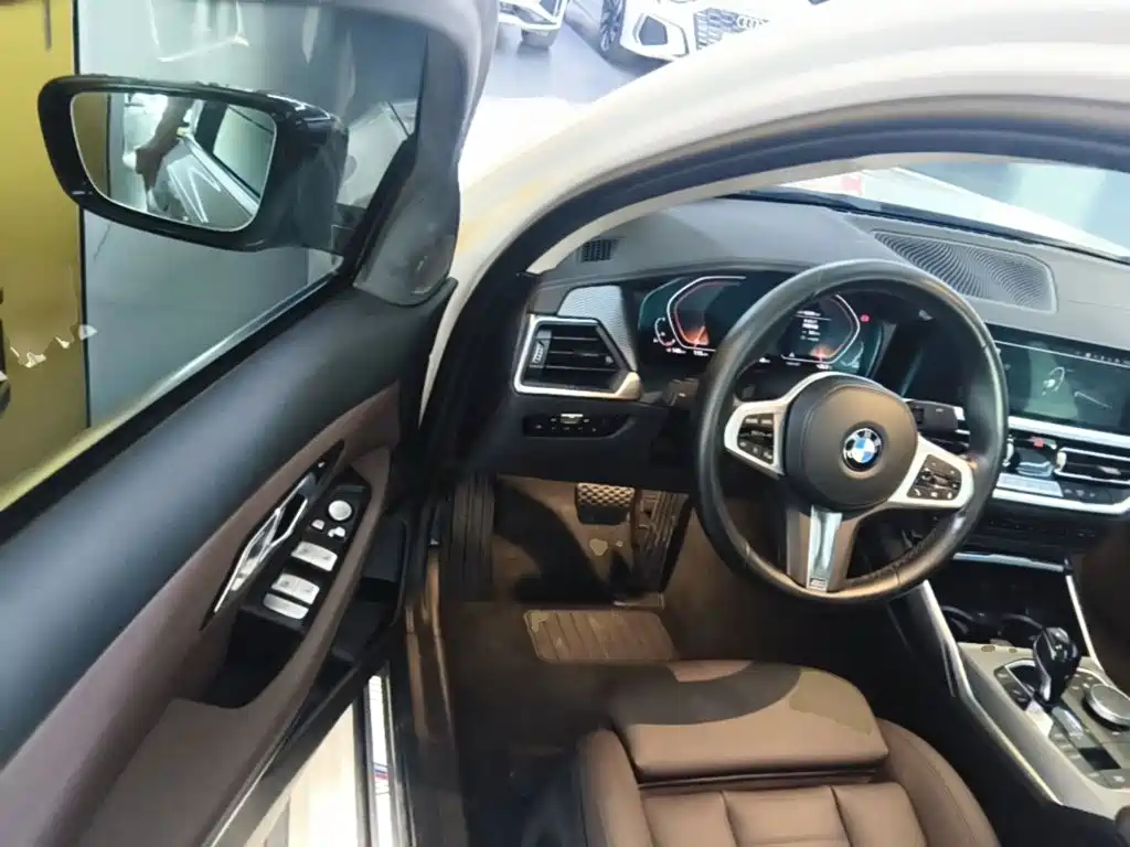 BMW 3 Series — миниатюра 16