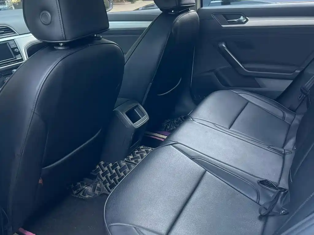 Volkswagen Lamando — миниатюра 5
