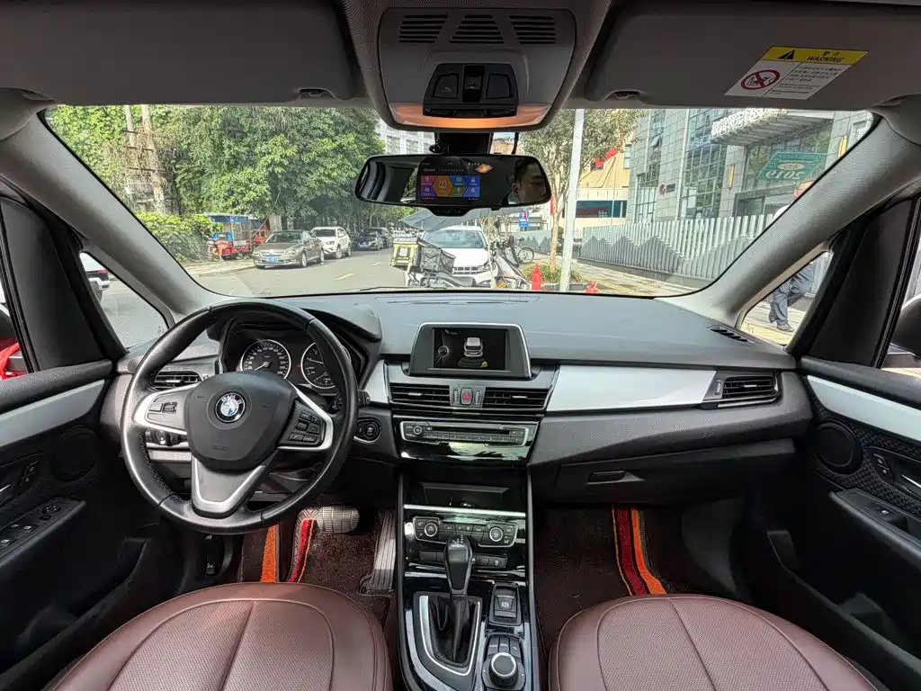 BMW 2 Series Active Tourer — миниатюра 13