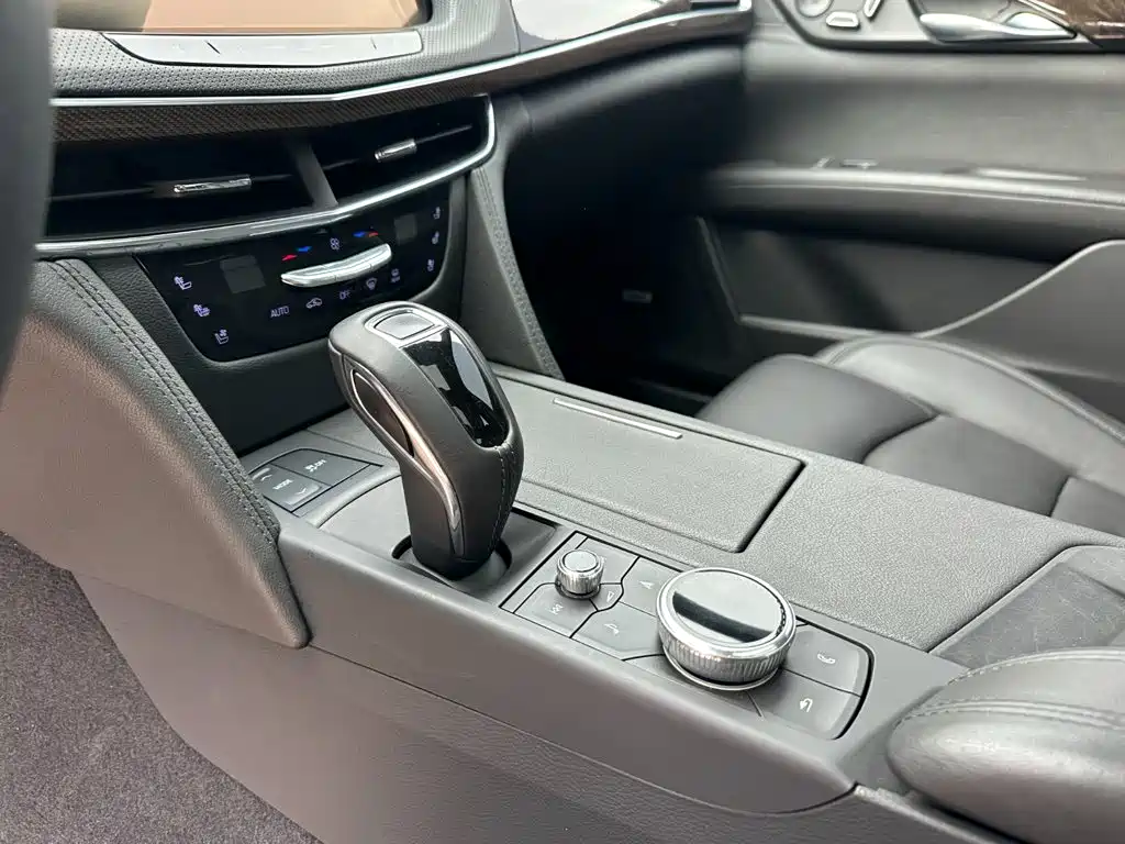 Cadillac CT6 — миниатюра 15