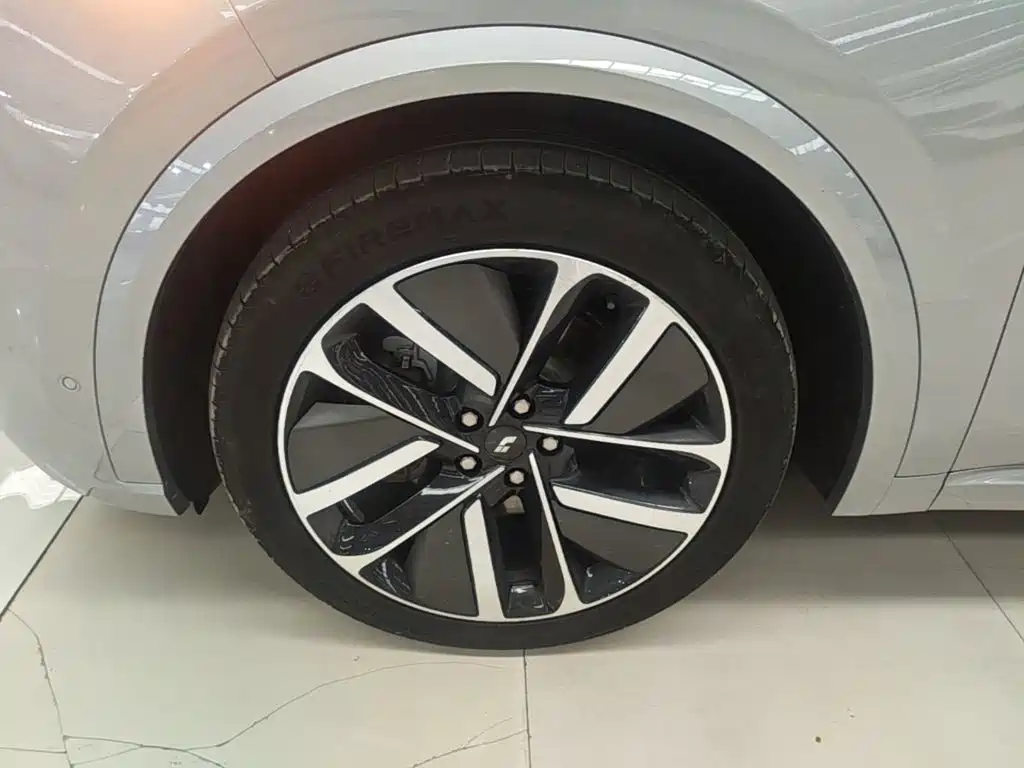 Li Auto Li L9 — миниатюра 23