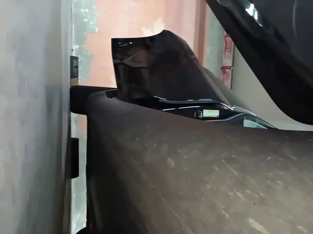 Tesla Model Y — миниатюра 21