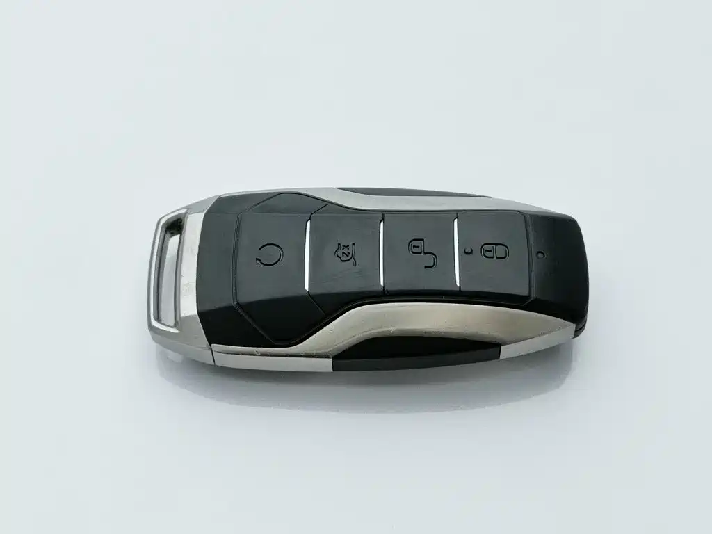 BYD Tang New Energy — миниатюра 19