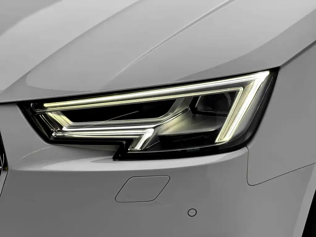 Audi A4L — миниатюра 19
