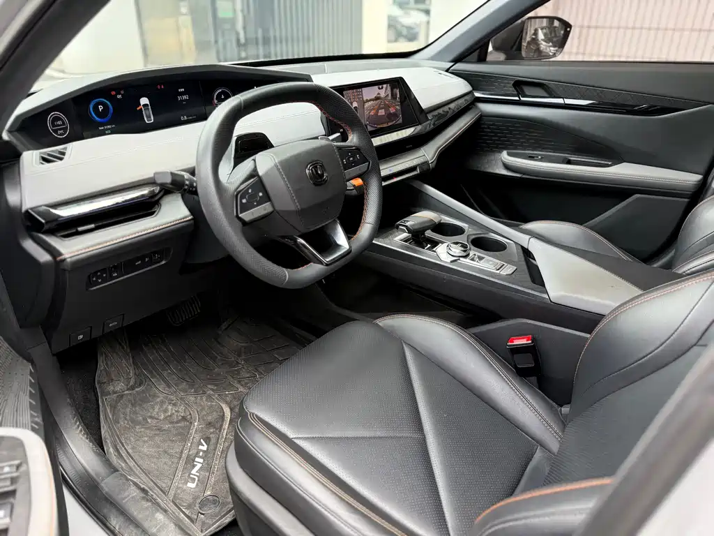 Changan UNI-V — миниатюра 10