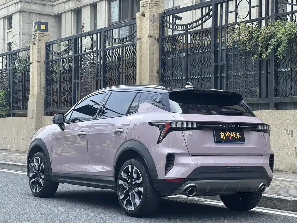 Lynk & Co 06 — миниатюра 23