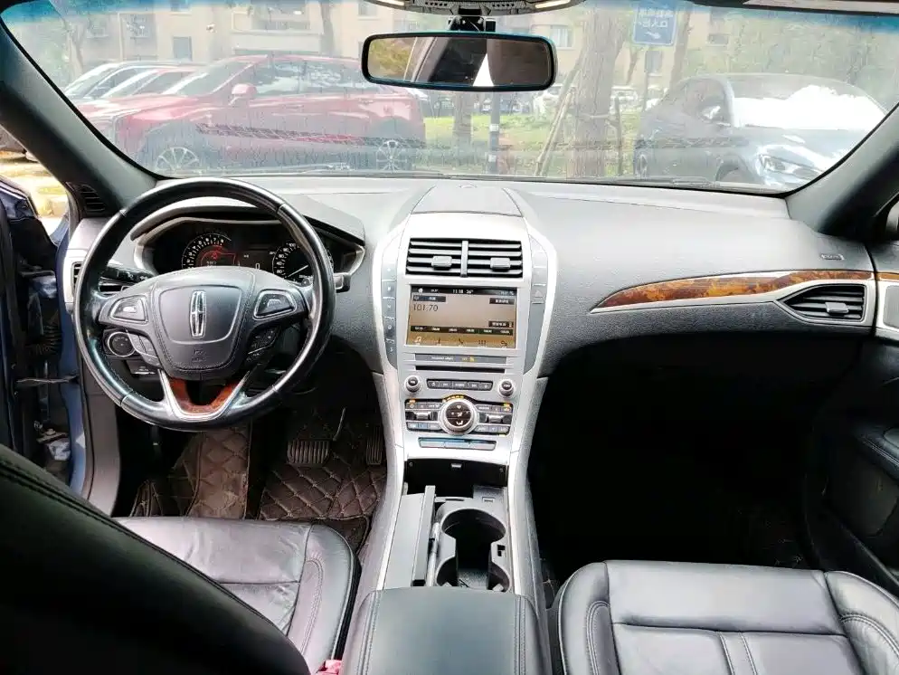 Lincoln MKZ — миниатюра 6