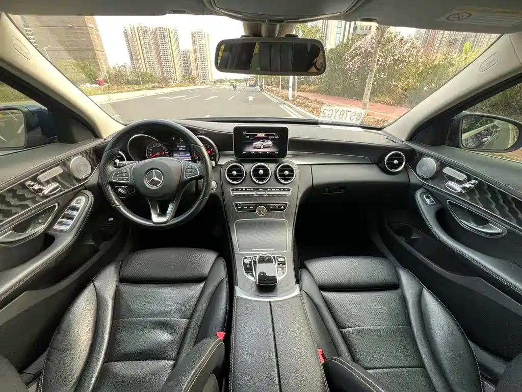 MERCEDES-BENZ C CLASS