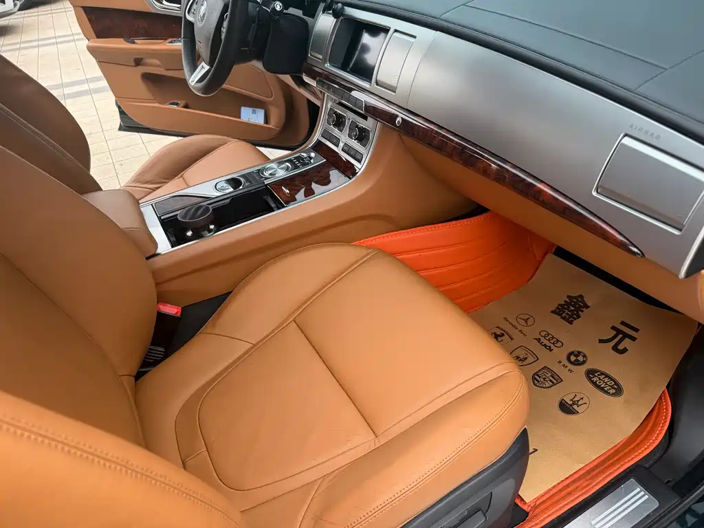 Jaguar XF 2015 XF 2.0T Sportbrake Luxury