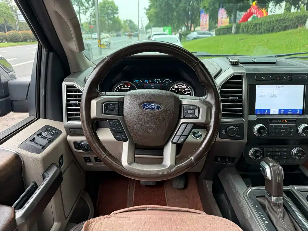 Ford F-150 Raptor — миниатюра 14