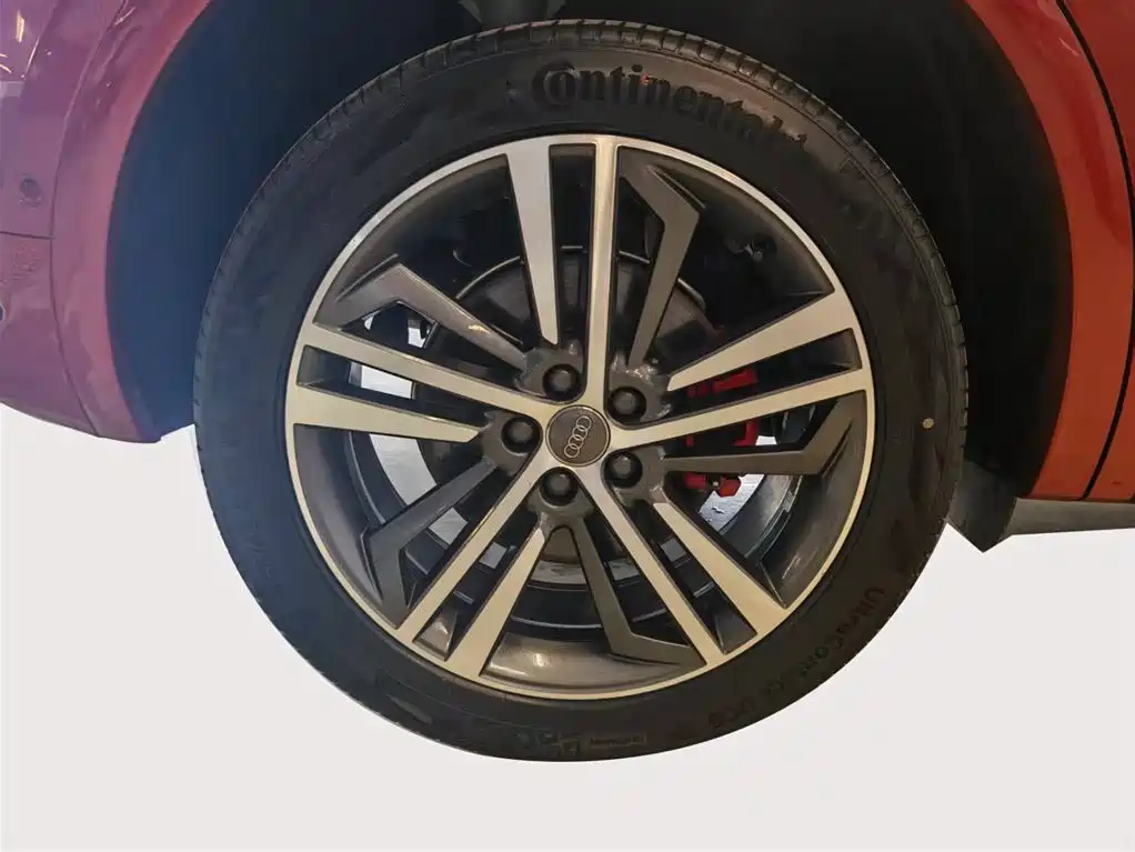 Audi Q5L Sportback — миниатюра 19