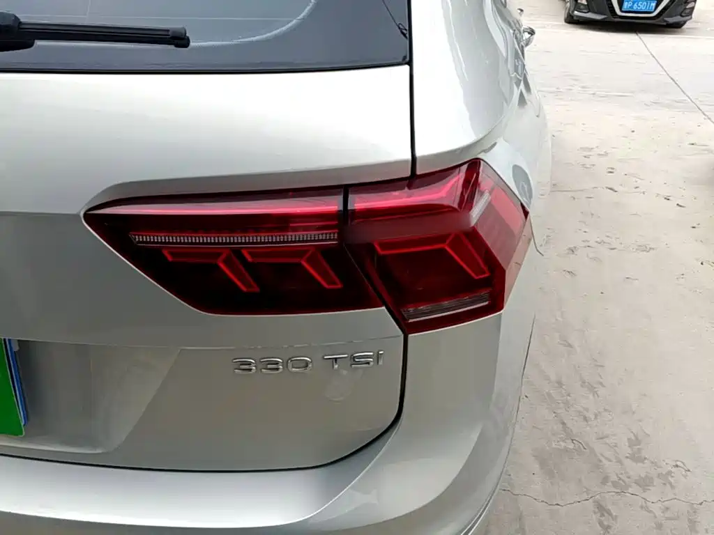Volkswagen Tiguan L — миниатюра 8