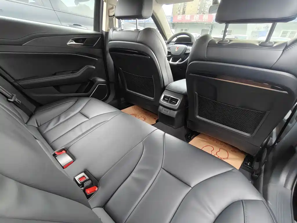 Hongqi Hongqi H5 — миниатюра 12