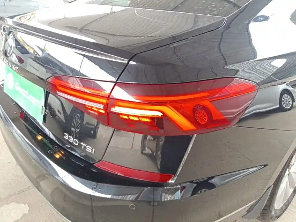 Volkswagen Passat — миниатюра 8