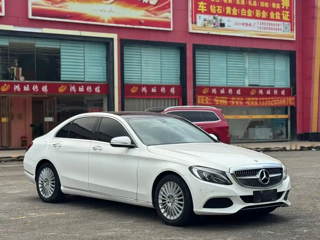 Mercedes-Benz C-Class — миниатюра 3