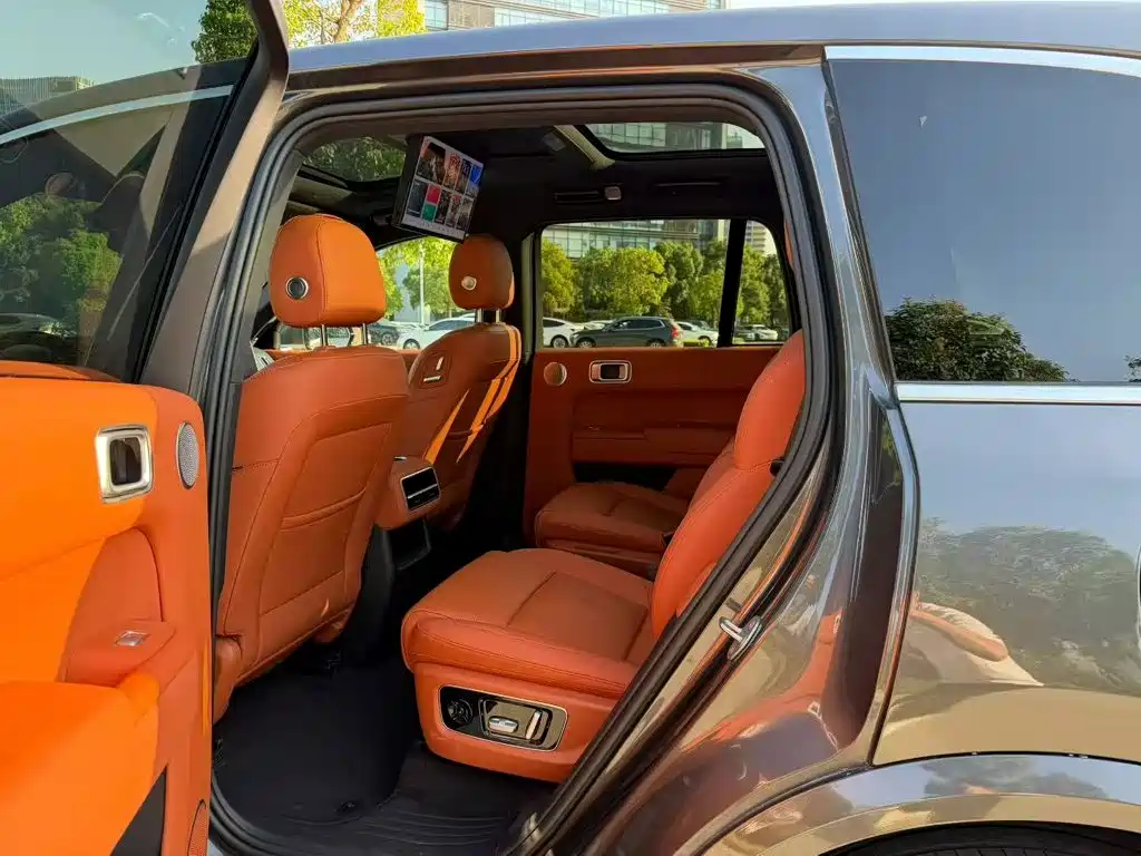 Li Auto Li L8 — миниатюра 5