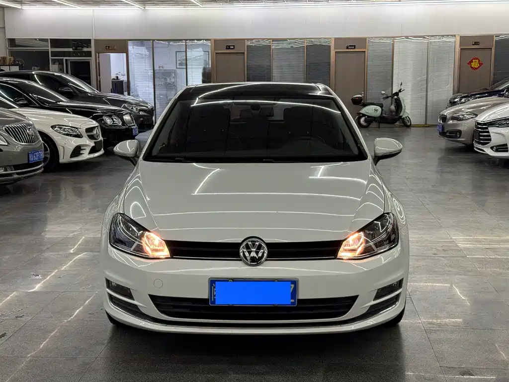 Volkswagen Golf — миниатюра 3