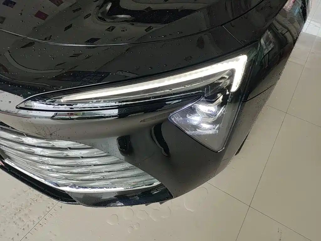 Buick LaCrosse — миниатюра 24