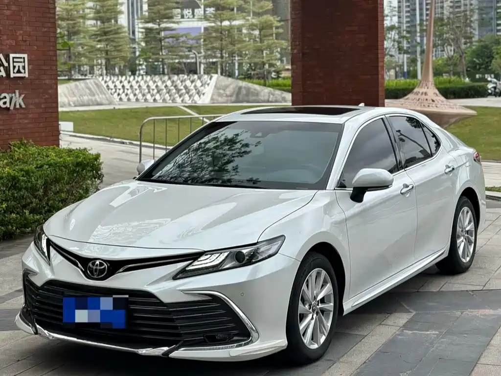 Toyota Camry 2023