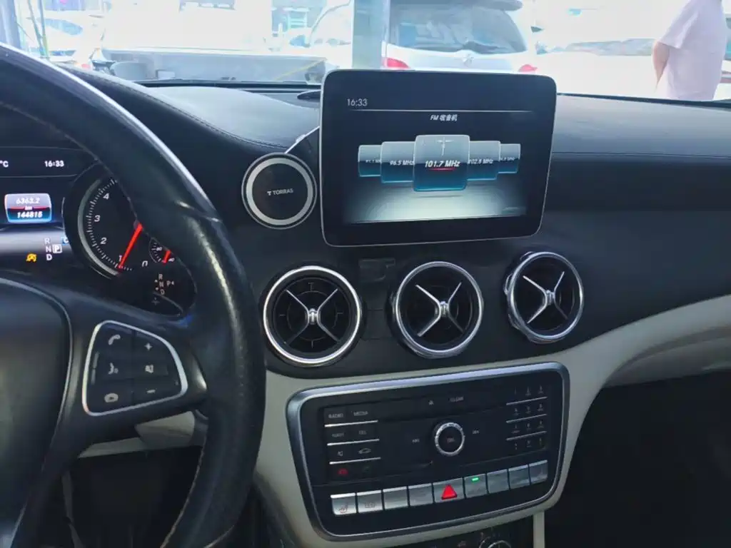 Mercedes-Benz GLA — миниатюра 13