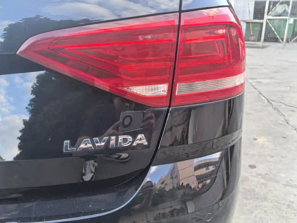 Volkswagen Lavida — миниатюра 13