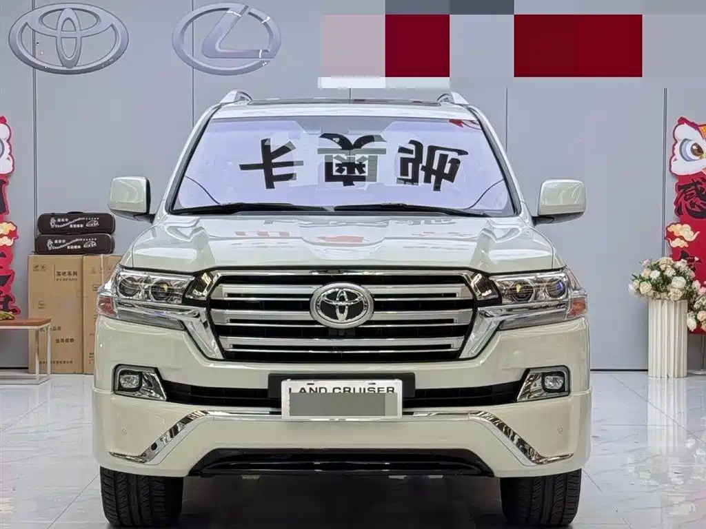 Toyota Land Cruiser 2010 4.7L AT VX