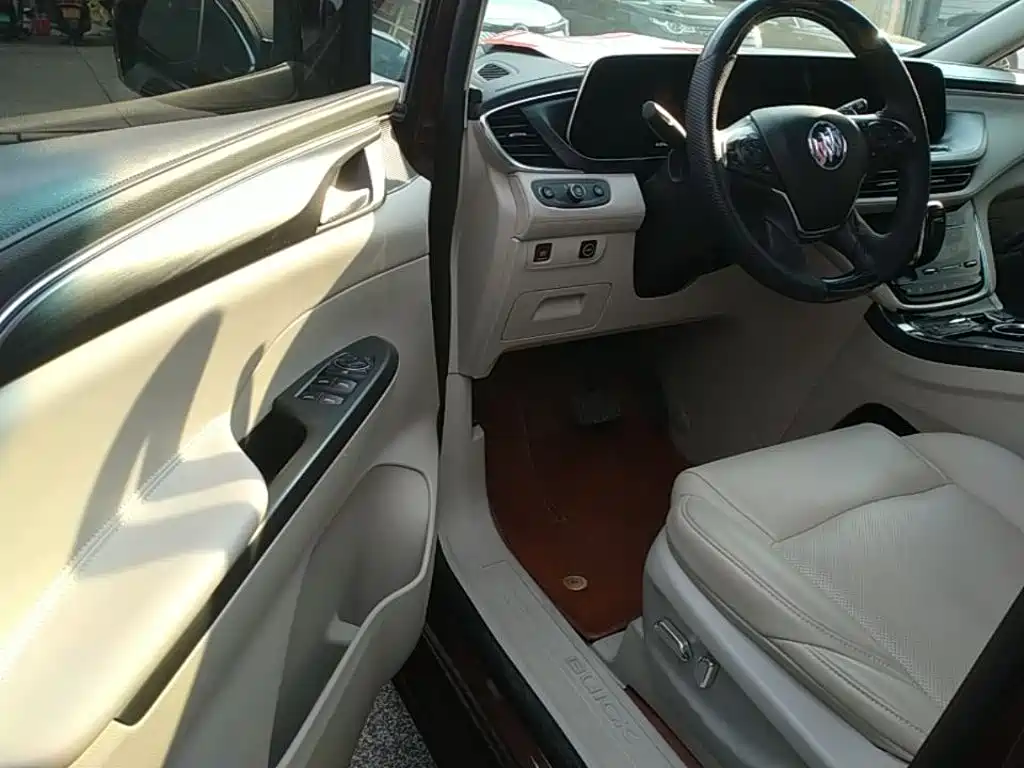 Buick GL8 — миниатюра 16