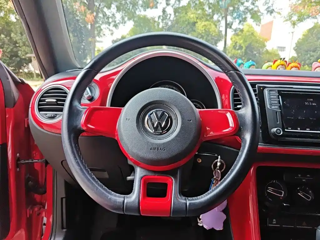 Volkswagen Beetle — миниатюра 11