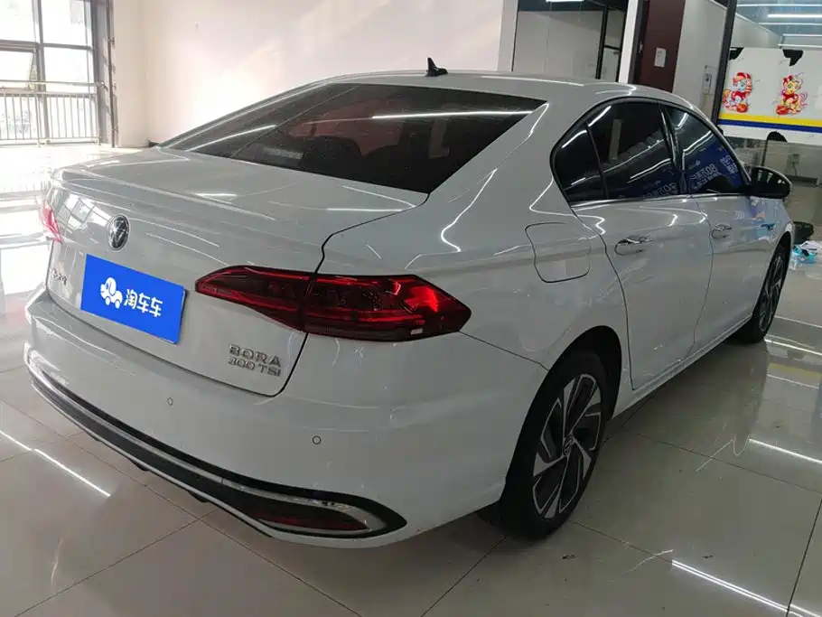 Volkswagen Bora — миниатюра 3