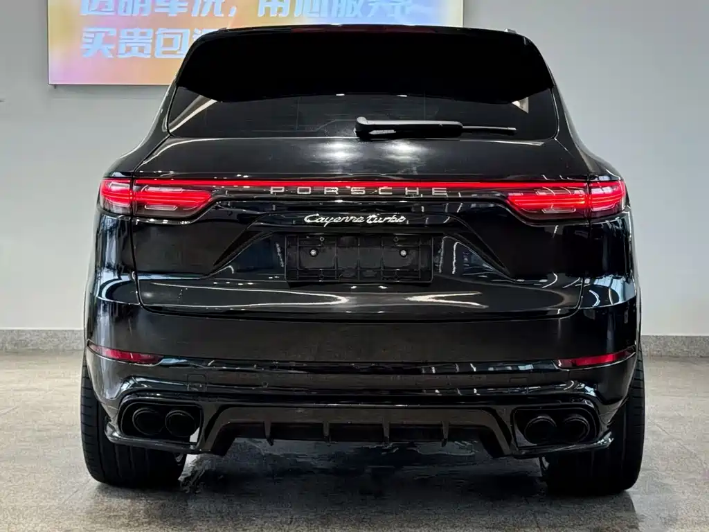 Porsche Cayenne — миниатюра 8