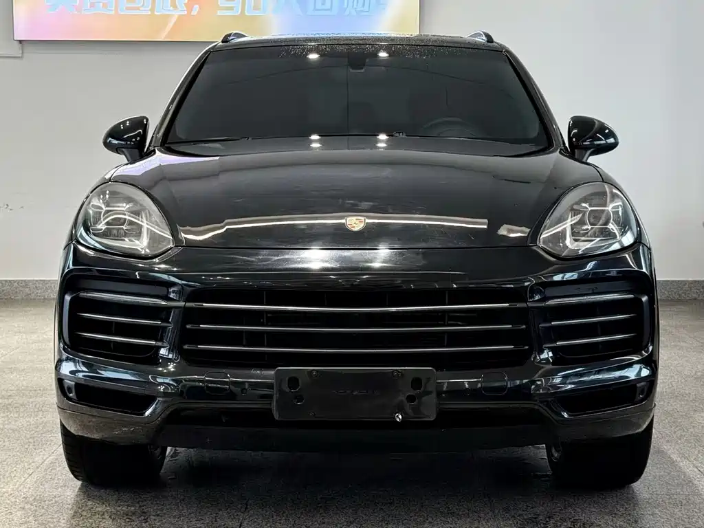 Porsche Cayenne — миниатюра 2