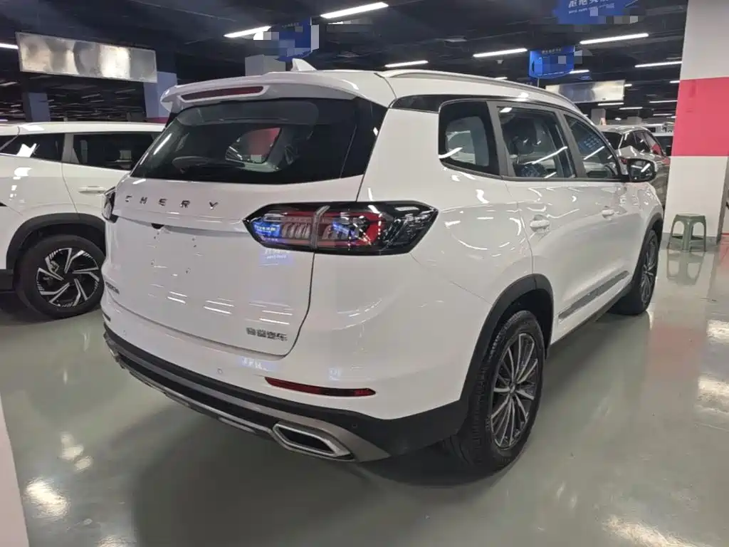 Chery Tiggo 8 8 2025 230TCI AT Luxury 7 мест