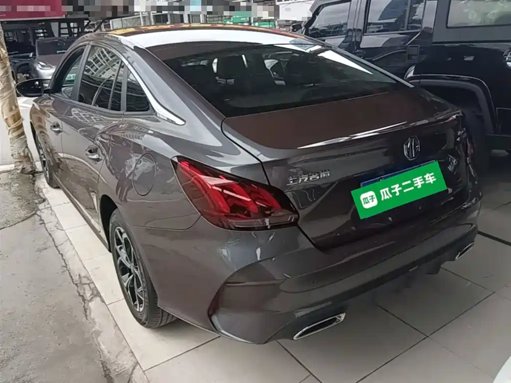 MG 5 2023 180DVVT CVT Luxury
