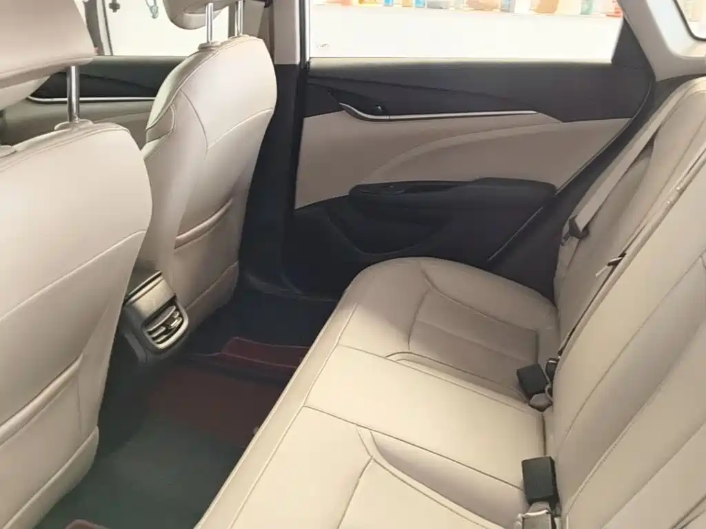 Buick Excelle — миниатюра 17