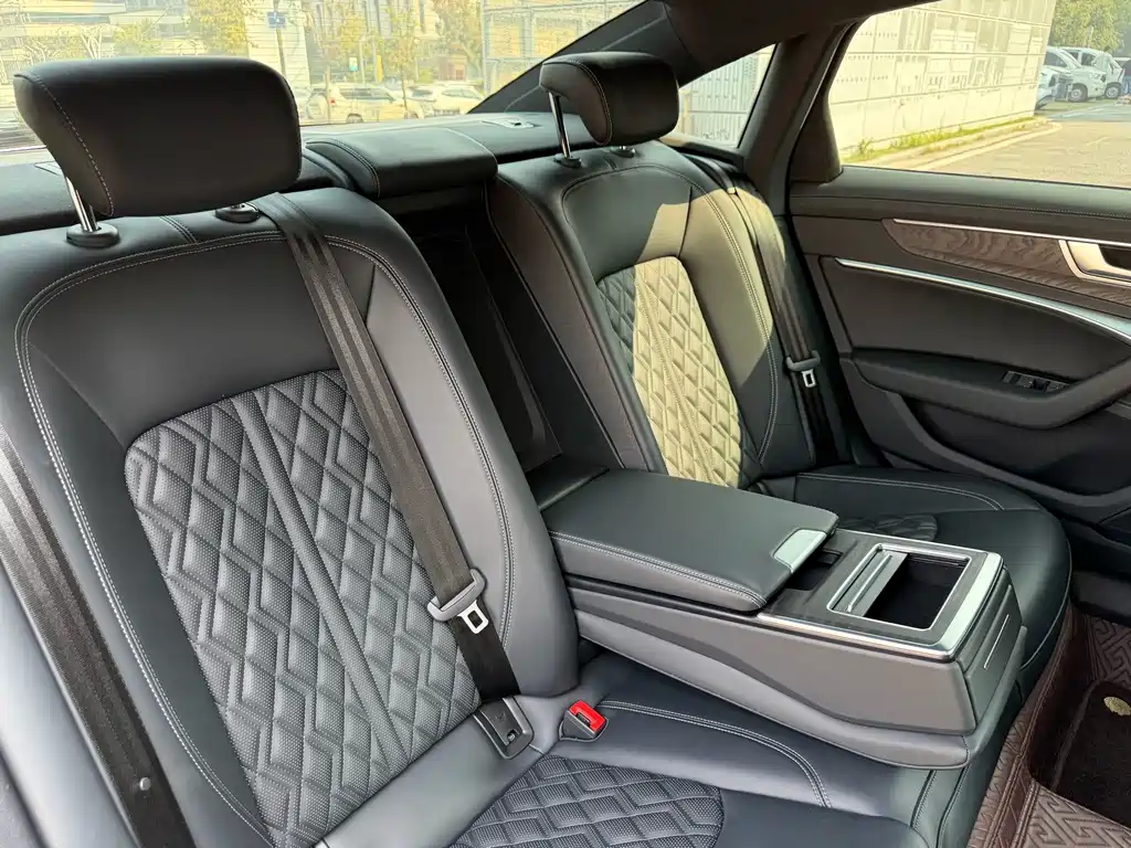 Audi A6L — миниатюра 19