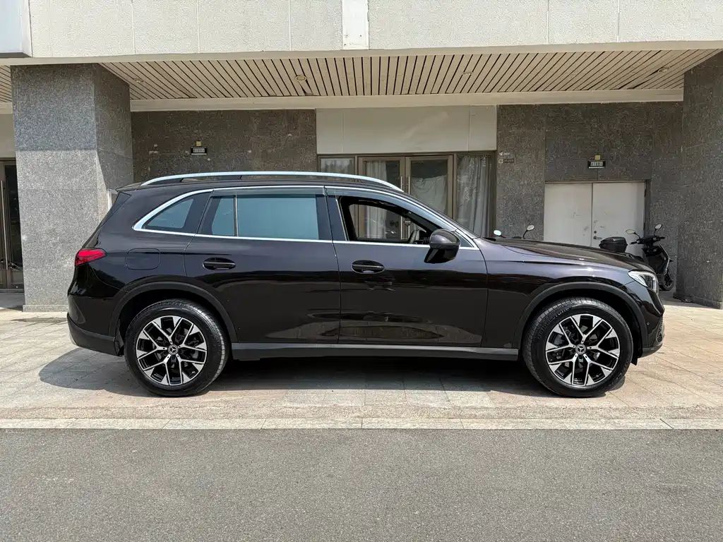 Mercedes-Benz GLC — миниатюра 5
