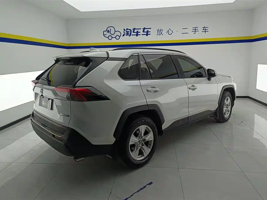 TOYOTA RAV4 RONGFANG