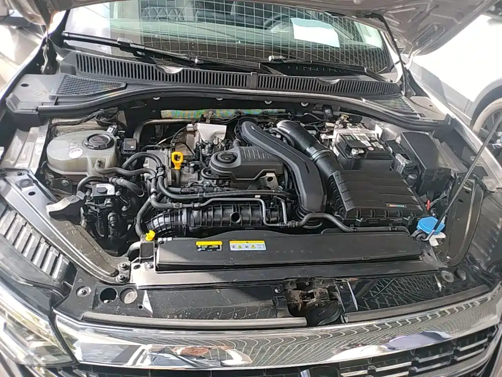 Volkswagen Sagitar — миниатюра 20