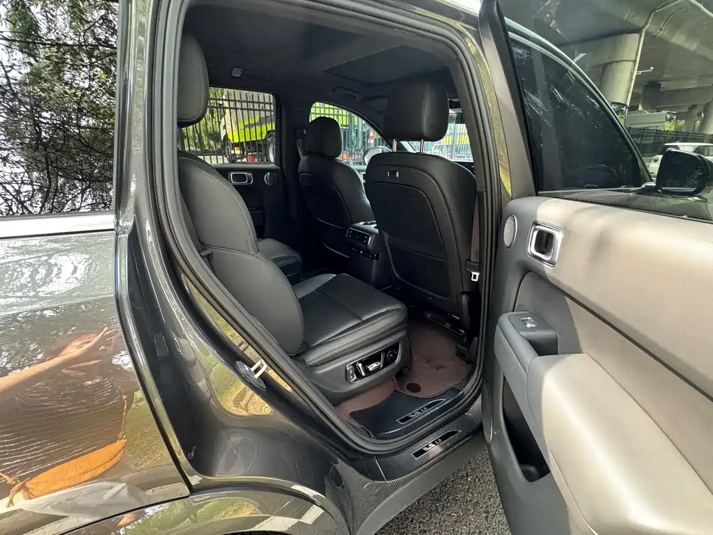 Li Auto Li L8 — миниатюра 14