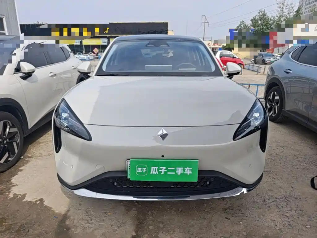 Baojun Yunhai — миниатюра 3