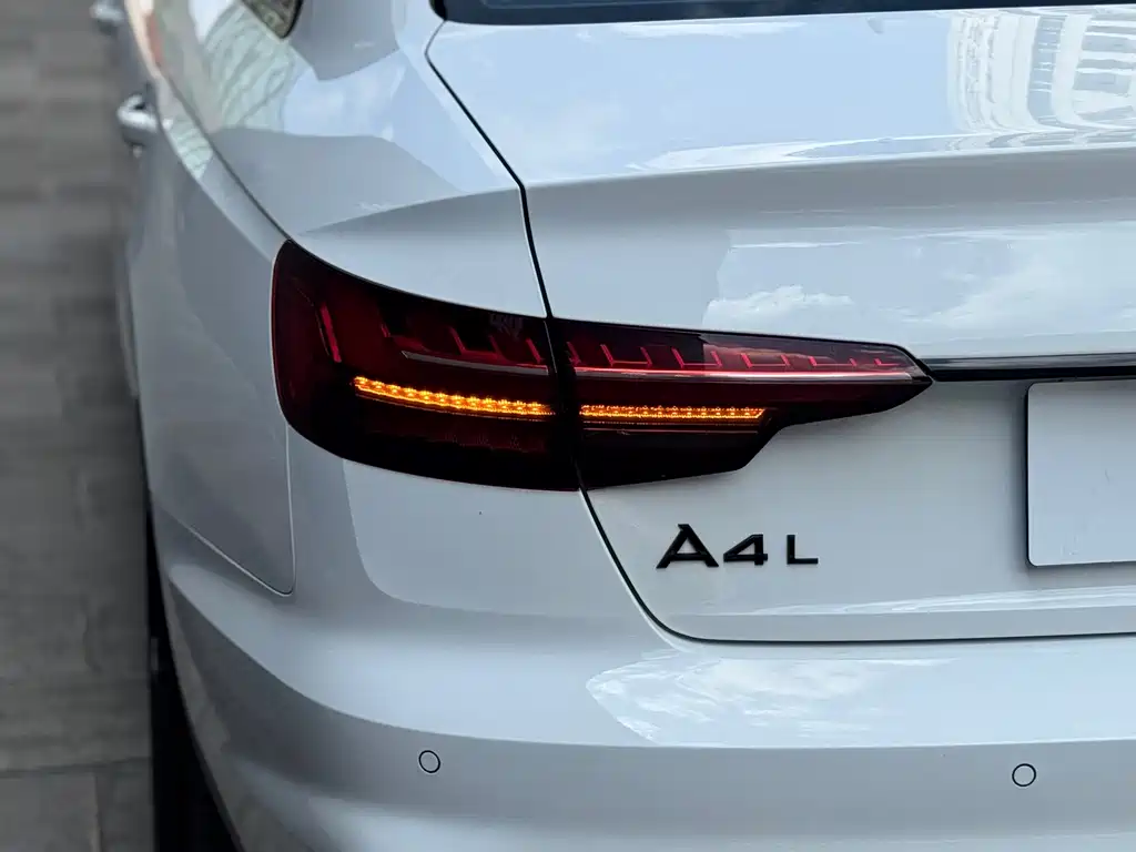 Audi A4L — миниатюра 16