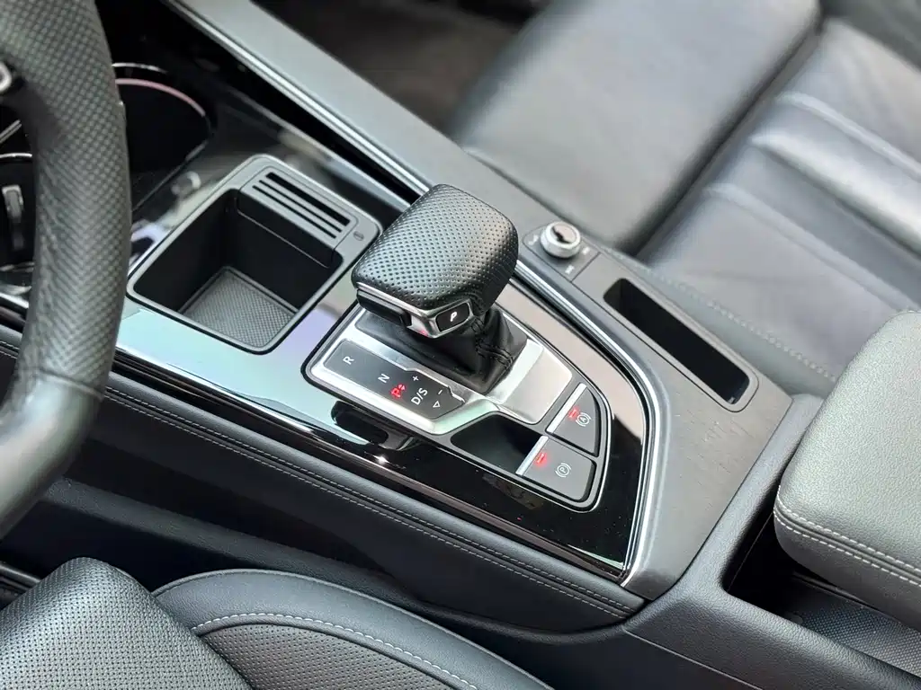 Audi A4L — миниатюра 21