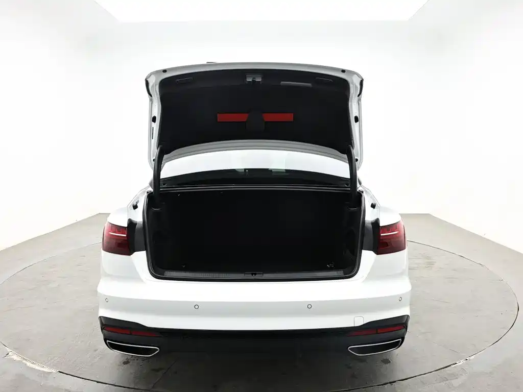 Audi A4L — миниатюра 8