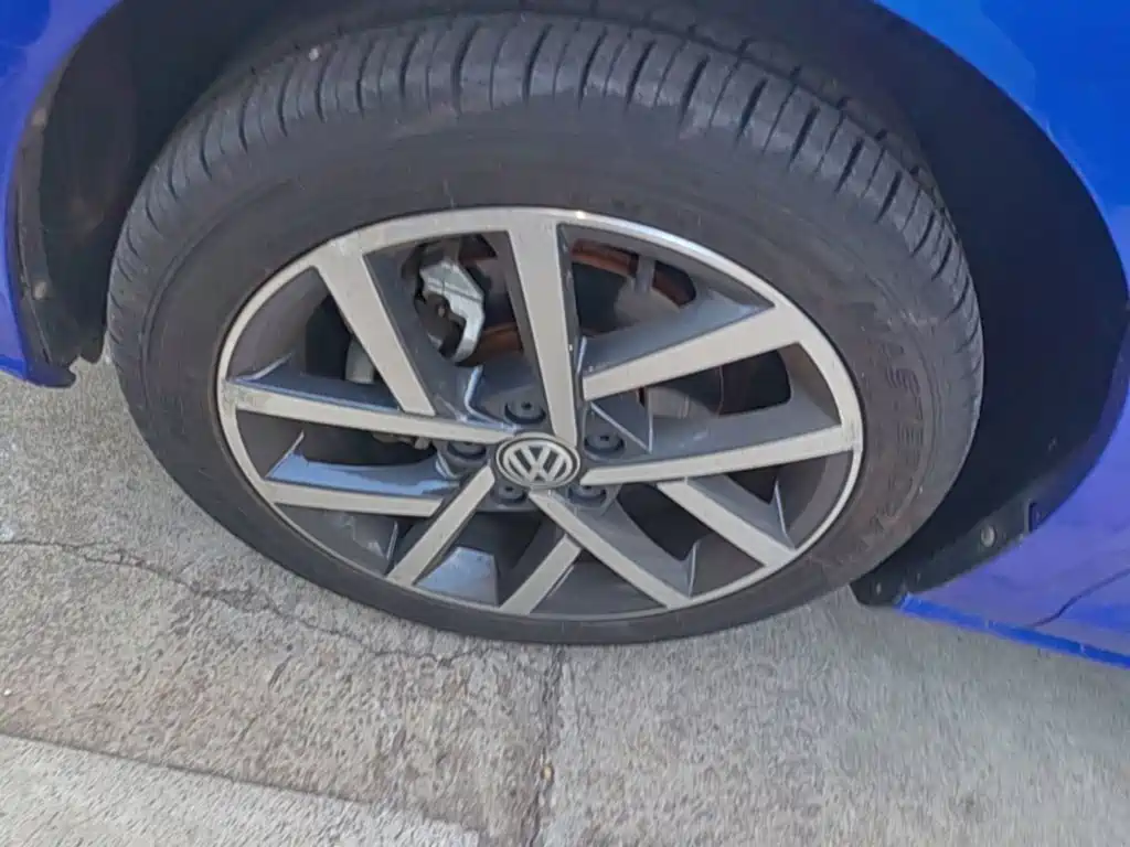 Volkswagen Golf — миниатюра 23
