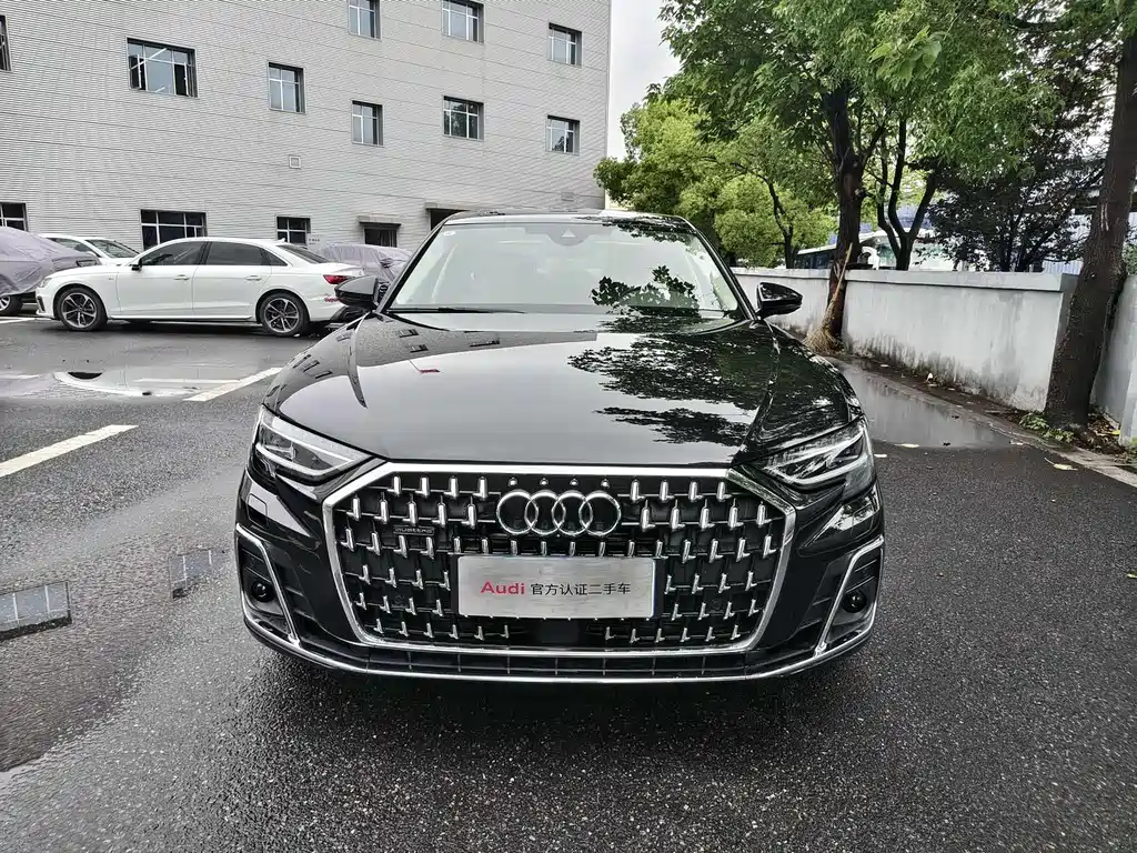 Audi A8 2024 A8L 50 TFSI quattro Premium