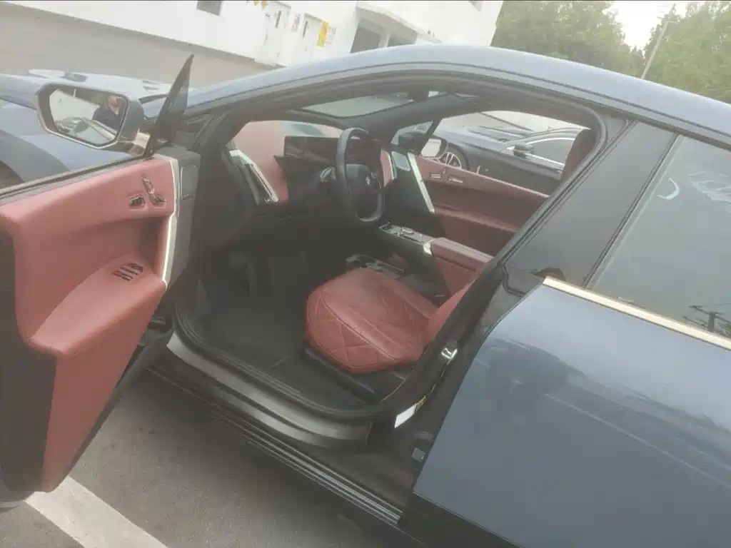BMW iX — миниатюра 4